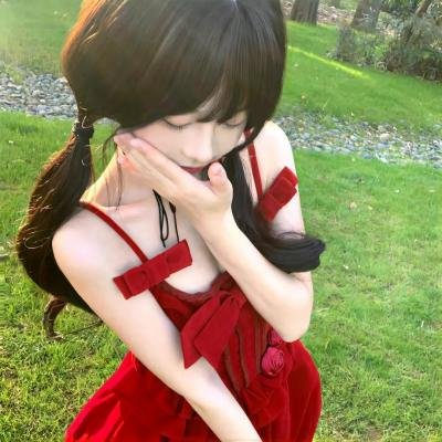 中央舞台：踮起脚尖