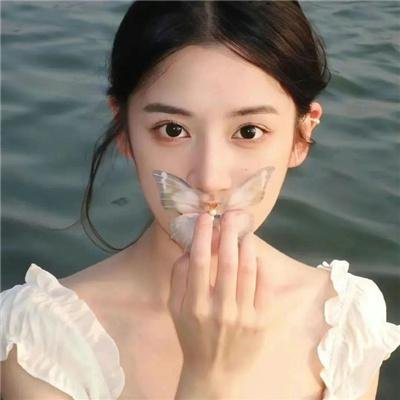 圈养的妇女